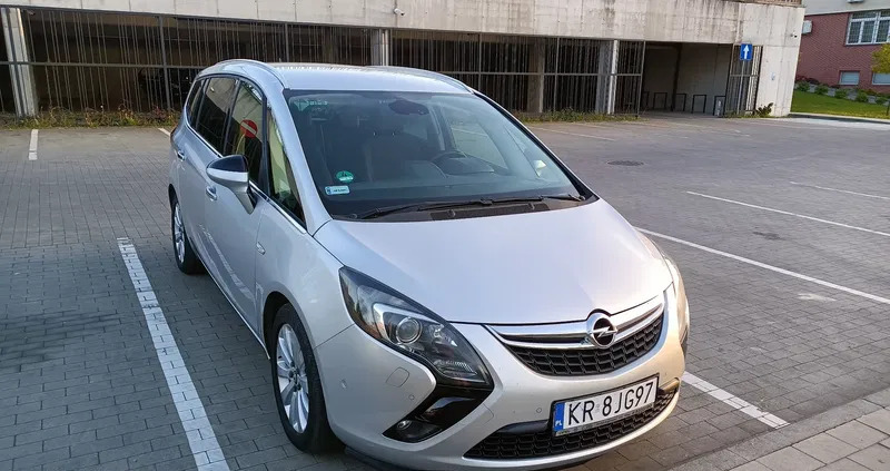 opel Opel Zafira cena 36000 przebieg: 253000, rok produkcji 2012 z Łasin